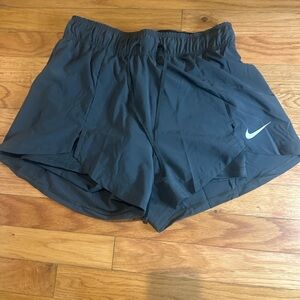 NWT Nike Women’s Charcoal Gray Flex Stride Running Shorts Dri-fit Training Small